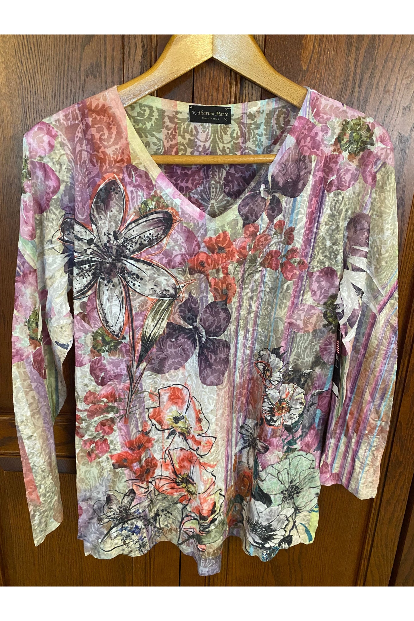 Katharina Marie -3/4 Sleeve Burnout Top -V Neck - Bright Floral - 095