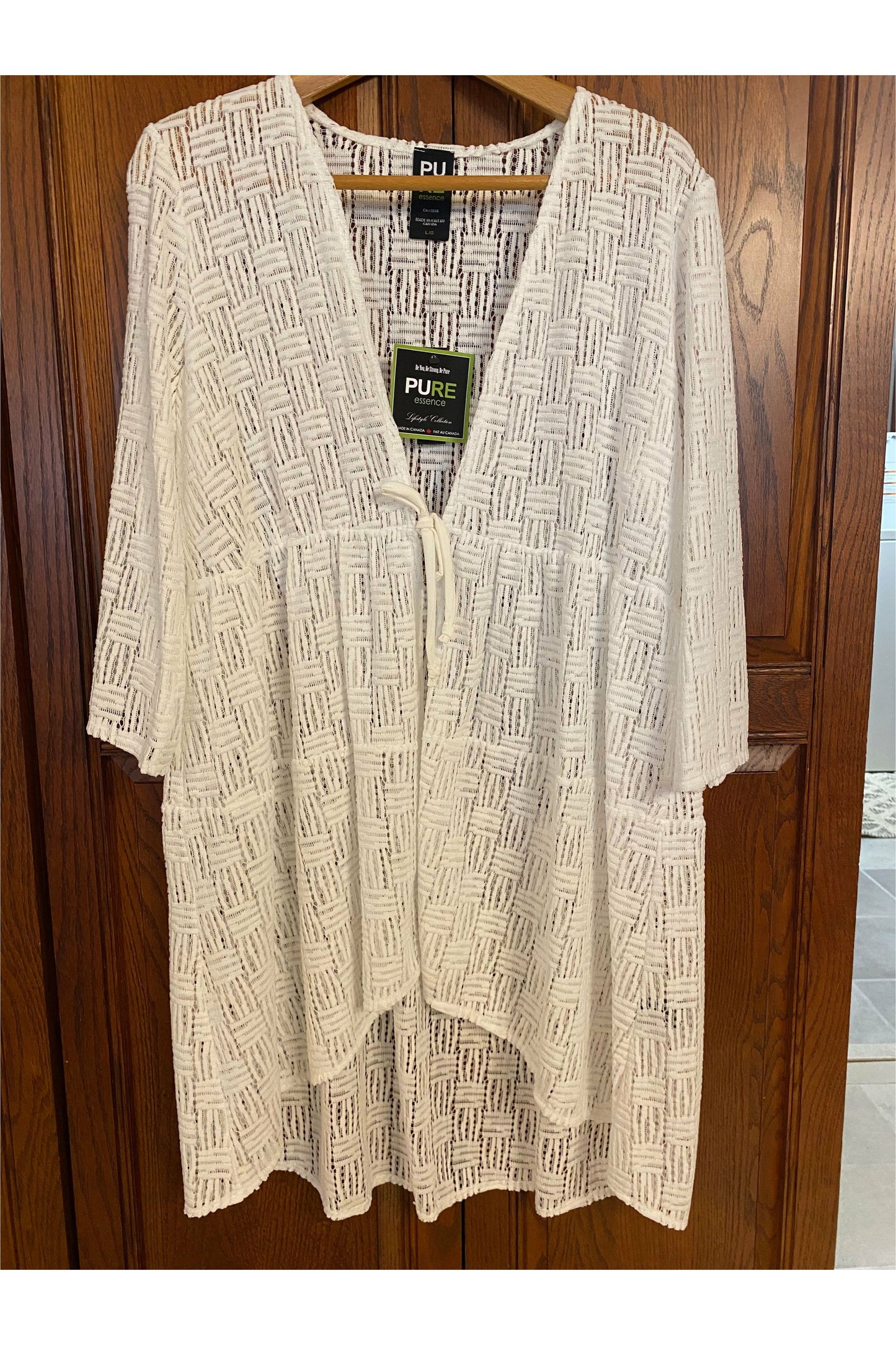 Pure Essence - Cover Up - Black or White- 463-7016