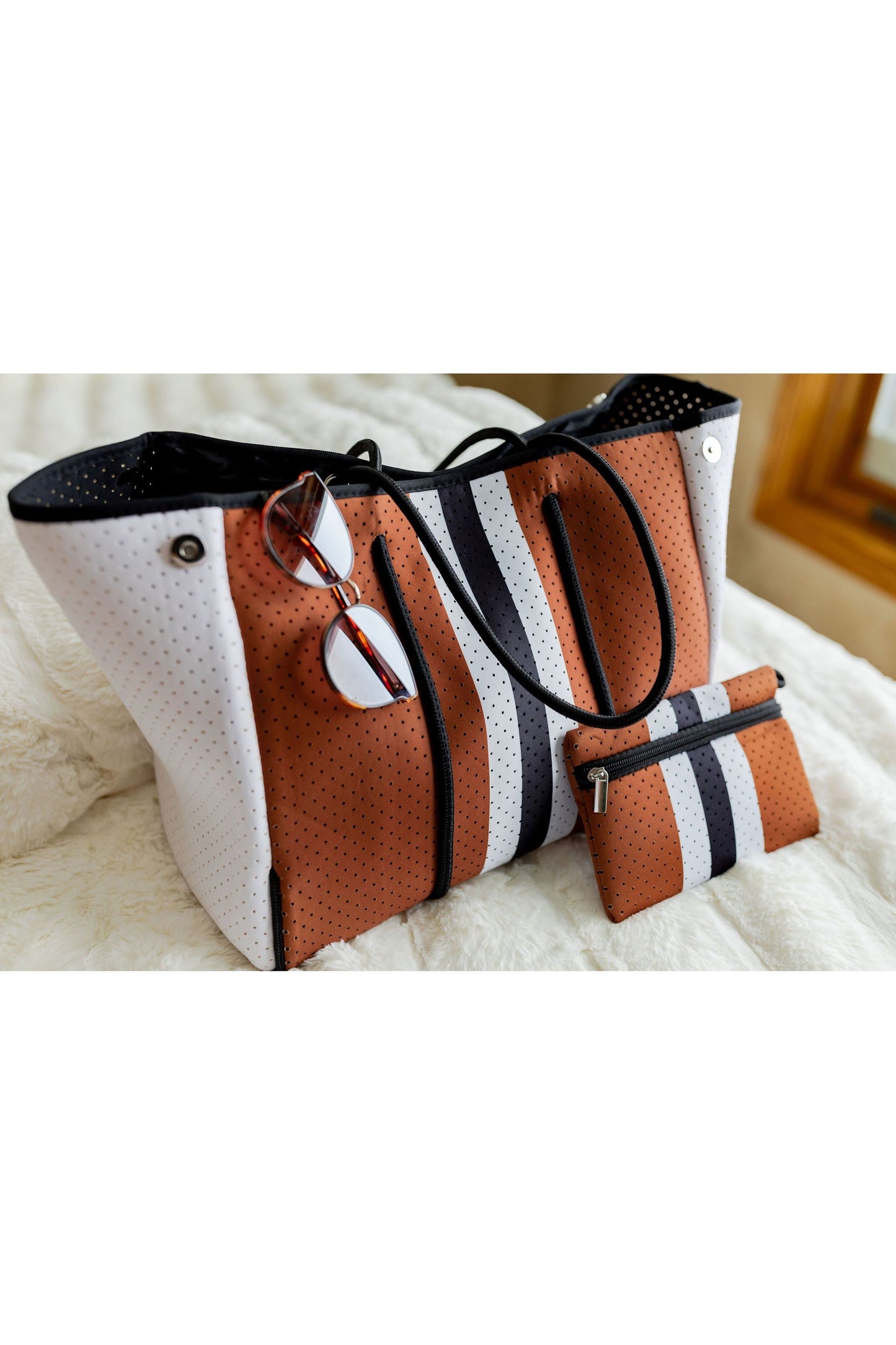 Classy Cloth - Neoprene Bag - Peanut Butter w/ White Sides
