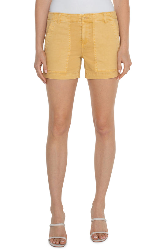 UTILITY SHORT WITH FLAP POCKETS