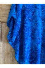 Hand Kreation - Blue Multi/ Rounded Hem Blouse - B184