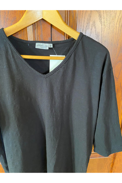 Prairie Cotton - Loose Fit 3/4 Sleeve Drop Shoulder V-Neck Black Tee - JS269