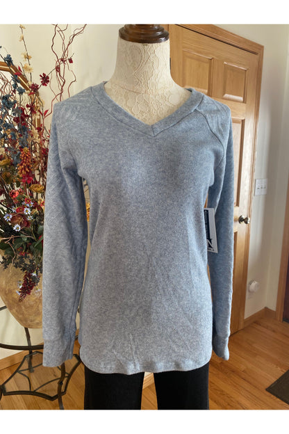 Isca - V-Neck long sleeve sweater w/combo sleeves, side seam slits - Chambray - 83691057